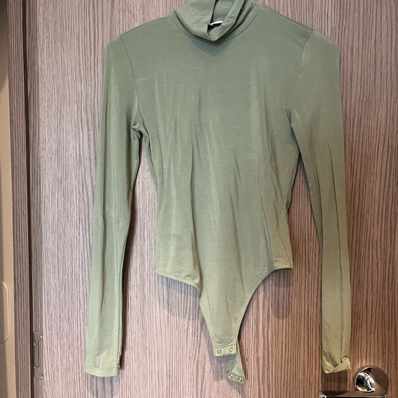 Wilfred Body Suit never worn - Picture 3 of 3